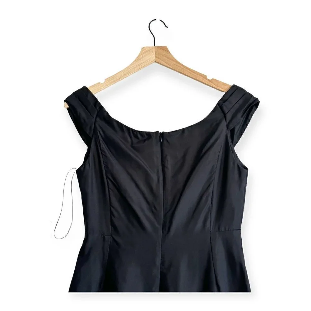New with Tags,‎ Black Halo Silk Sleeveless Pleated Sheath Dress, Size 8, Black - Picture 9 of 15